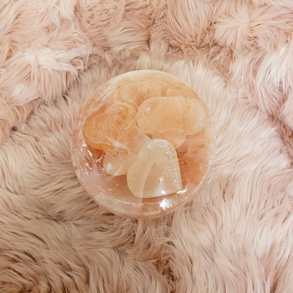 HTF RARE LARGE 7" HIMALAYAN SALT LAMP BOWL WITH 7 HEART SHAPED MASSAGE "STONES" - Picture 2 of 5